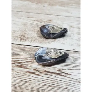 Vintage Clip On Earrings Pear Shaped Mother Of Pearl? Shell? thumbnail 6