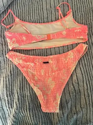 Triangl Bikini thumbnail 2