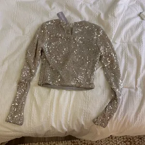 Hemline long sleeve sequin shirt Size XS thumbnail 2