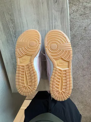 NEW Women's Nike SE panda dunks thumbnail 6