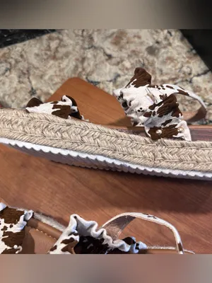 Pierre Dumas Women's Magic 9 Beige Cow Print Sandals Ruffled Size 8 thumbnail 6