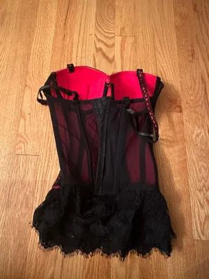 Red and black corset top thumbnail 4