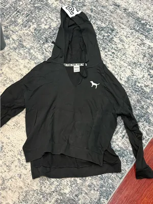 Victoria’s secret PINK Cropped Sweatshirt thumbnail 1