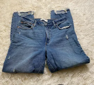 Abercrombie high rise mom jeans thumbnail 1