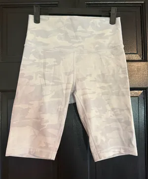Lululemon Wunder Under Ribbed Shorts thumbnail 1