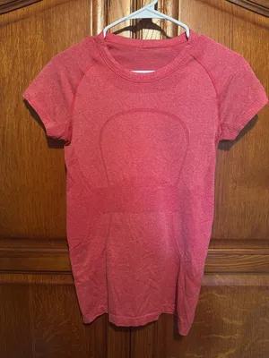 Lululemon Swiftly Tech Short Sleeve Crew Heathered Red Size 6 thumbnail 2