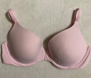 SKIMS T-Shirt Bra 30D thumbnail 2