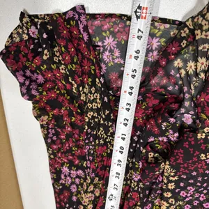 ASTR The Label Midi Dress Athena Floral Ruched Ruffled V Wire Women’s M Slim Fit thumbnail 13