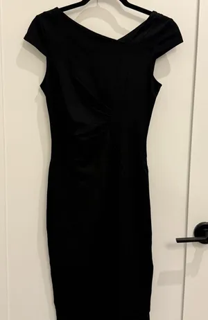 Chic Black One thumbnail 1
