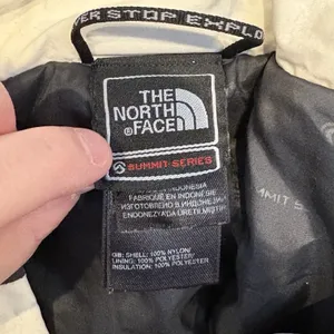The North Face Hyvent Alpha Summit Series Women Hooded Black Beige‎ Jacket M thumbnail 3