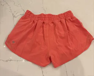 Lululemon hotty hot shorts raspberry cream size 6 2.5” inseam thumbnail 2