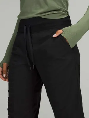 Lululemon NWT Dance Studio Mid Rise Joggers With Pockets Black Size 8 thumbnail 3