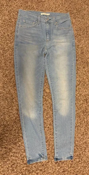 Levi's 721 High Rise Skinny Jeans Size 30 Light Blue Denim Zip Fly Pockets Fade thumbnail 1