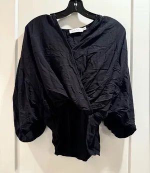 Peral & Pup Black Wrap Blouse Size‎ S/M thumbnail 1