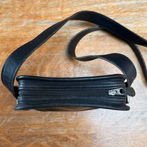 Vintage Coach Black Leather Messenger Bag thumbnail 8