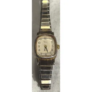 Vintage Timex‎ Quartz Women's Gold Tone Analog Watch Expansion Band thumbnail 10