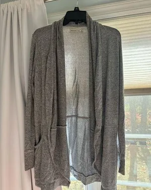 Abercrombie & Fitch Cardigan thumbnail 1