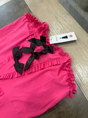 Zesica Strapless Pink Ruffle Mermaid Dress with Black Bow Detail thumbnail 8