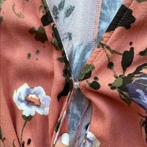White Birch Coral Peach with bold florals 2 tier dress balloon sleeves size L thumbnail 8