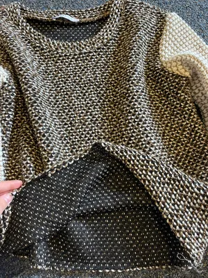 ZARA Knitted Sweater Top With Faux Fur Cuffs thumbnail 8