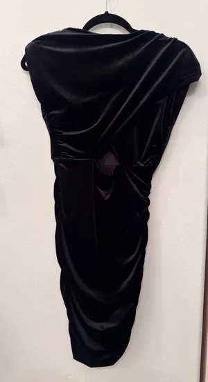 Zara Cut Our Velvet Mini Dress thumbnail 4