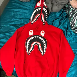 Red Shark Graphic Hoodie Size XL thumbnail 1