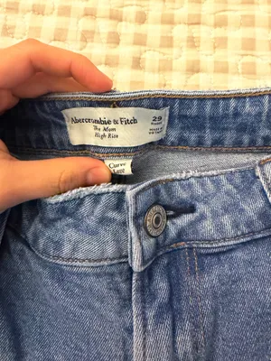 Abercrombie Curve Love Jeans Short thumbnail 2