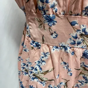 Le Lis Baby Pink‎ Floral Romper Womens Medium Rayon Open Back Short Sleeve thumbnail 7
