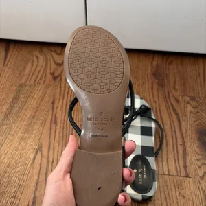 Kate Spade Black Check Print Plaid Thongs Flip Flops Sandals Leather size 7.5 thumbnail 6