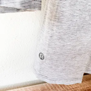 Lululemon 3/4 sleeve workout top thumbnail 3