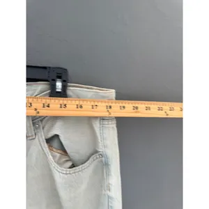 Universal Thread Womens 16 Mid Rise 90s Baggy Jeans Light‎ Wash Button Fly Blue thumbnail 4