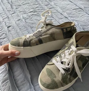 Steve Madden Platforms thumbnail 4