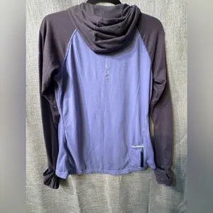 Nike lightweight raglan style hoodie size medium, purple Nike- minor flaw read thumbnail 10