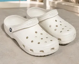 Crocs Classic Clog Off White Women’s 12 Men’s 10 Unisex Slip On NWT thumbnail 1