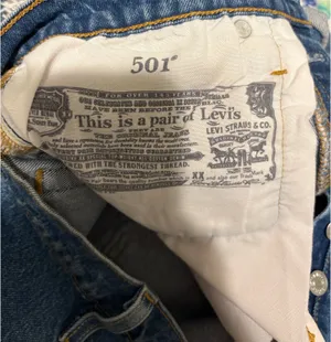 Levi’s High Rise Medium Wash Button Fly 501 Cut Off Shorts 26 thumbnail 9