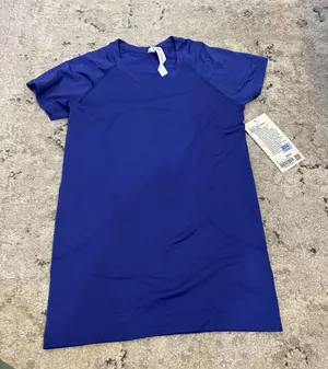 Lululemon Swiftly Tech Short Sleeve thumbnail 1