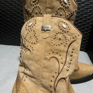 Dingo Tan Studded Western Cowboy Boots 9.5 thumbnail 7