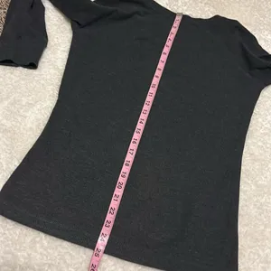 5/$30 🎈 NHL women’s medium ribbed Chicago Blackhawks shirt‎ thumbnail 4