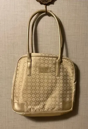 JAFRA Cream Tote with Geometric Pattern thumbnail 1