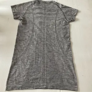 Lululemon Swiftly Tech Short Sleeve Crew Slate / White T Gray T Shirt Women Sz 8 thumbnail 7