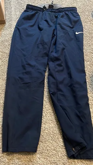Nike Sweatpants thumbnail 1