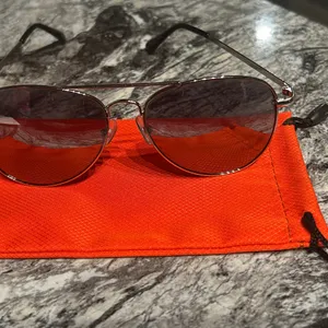 Dolly Silver Aviator Sunglasses with mirror Lens thumbnail 7