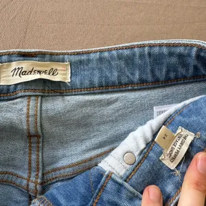 Madewell The Curvy Perfect Vintage Jean Shorts thumbnail 10