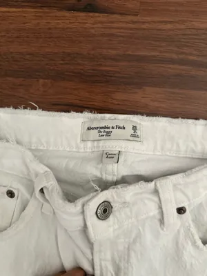 Abercrombie Jeans The Baggy Low-Rise Curve Love thumbnail 2