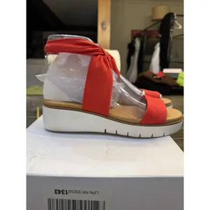 NEW Corso Como‎ Blayke Women's Sandals Wedge Ankle Strap Size 7.5 Red thumbnail 2