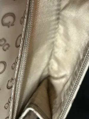 Guess Women’s Cream Logo Print Clutch Wallet thumbnail 10