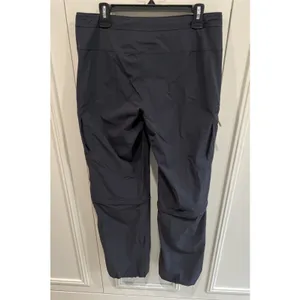 Mountain Hardwear Women's Black Yuma Convertible Pants‎ Size 10L Hiking Gorpcore thumbnail 3