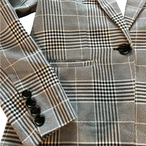 Evereve Black and White Plaid Blazer thumbnail 3