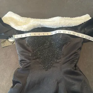 Women’s Black Off the Shoulder Christmas Holiday Winter Dress Train Size 2 NWT thumbnail 11