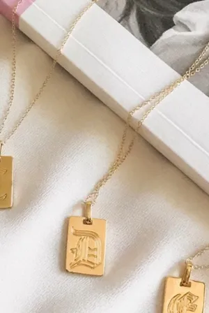 old English Initial D Pendant Necklace thumbnail 2